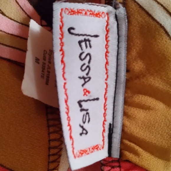 (181) Jessa & Lisa multicolor. Strapless Top - Picture 3 of 8